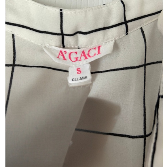 White Plaid Blouse with Large Black Check Pattern – Size Small - Picture 3 of 3